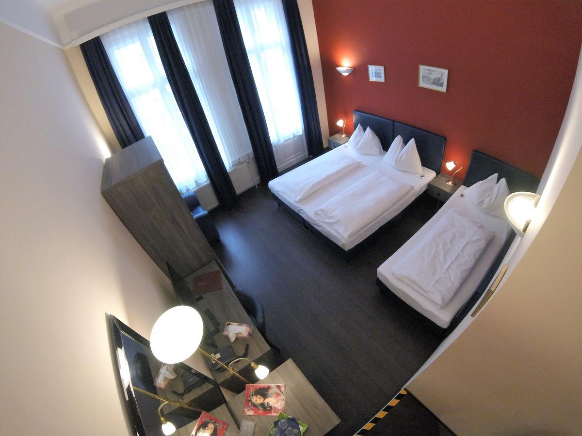 Triple Room,633357876:JPEG